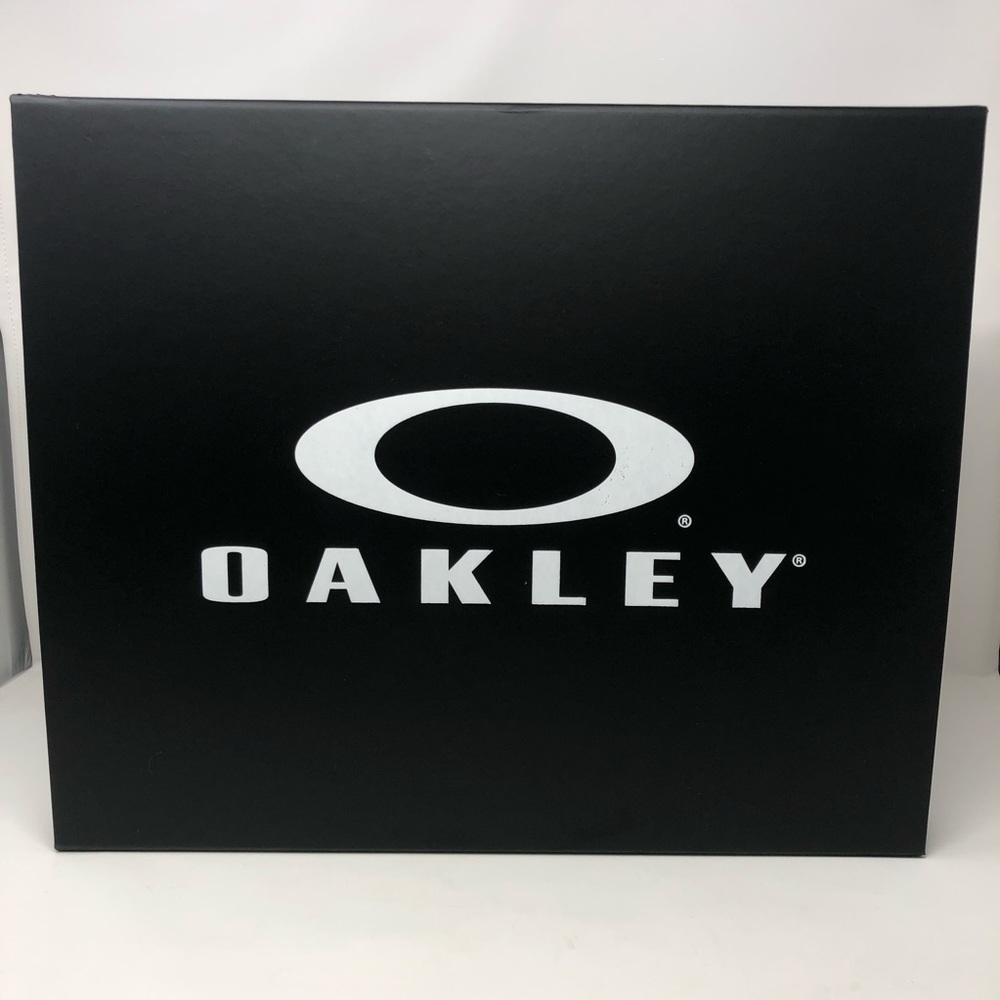 Large Oakley Display Box GUC